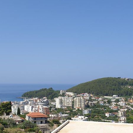 Family Apartments Himara Ngoại thất bức ảnh